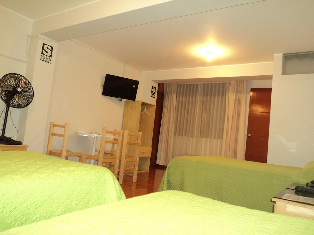 Takora Inn Tacna Exterior photo